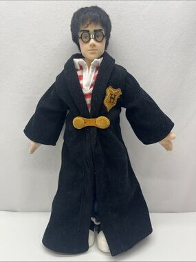 Harry Potter  Wizard Soft Doll with Yellow Crest - Kids Toys